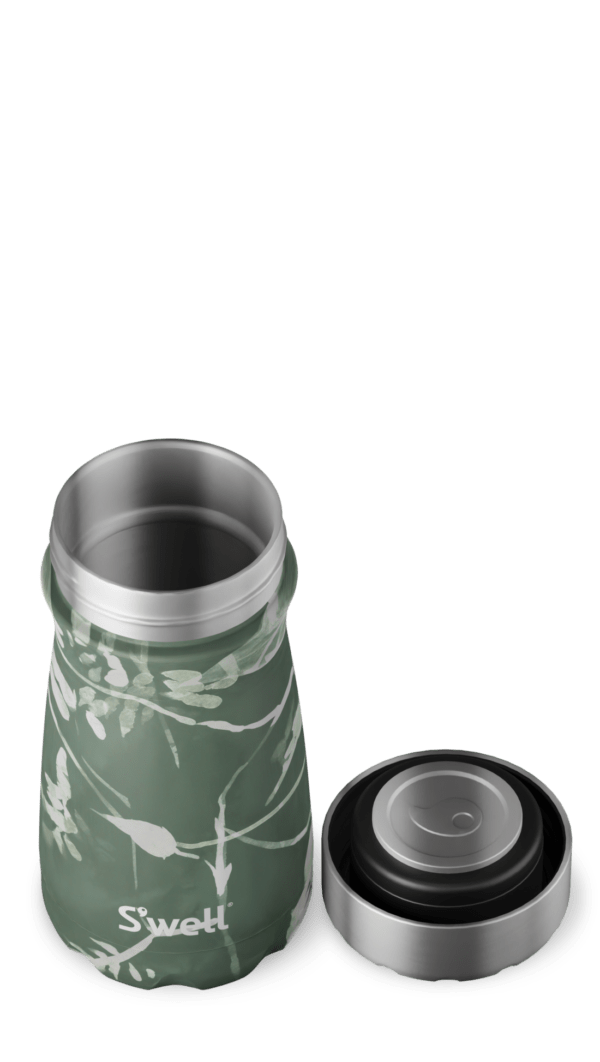 Green Foliage Traveler