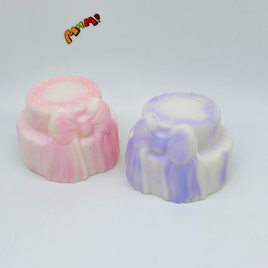 Cute Two-Tier Cake Stress Relief Squishy with Bow🎀🎂