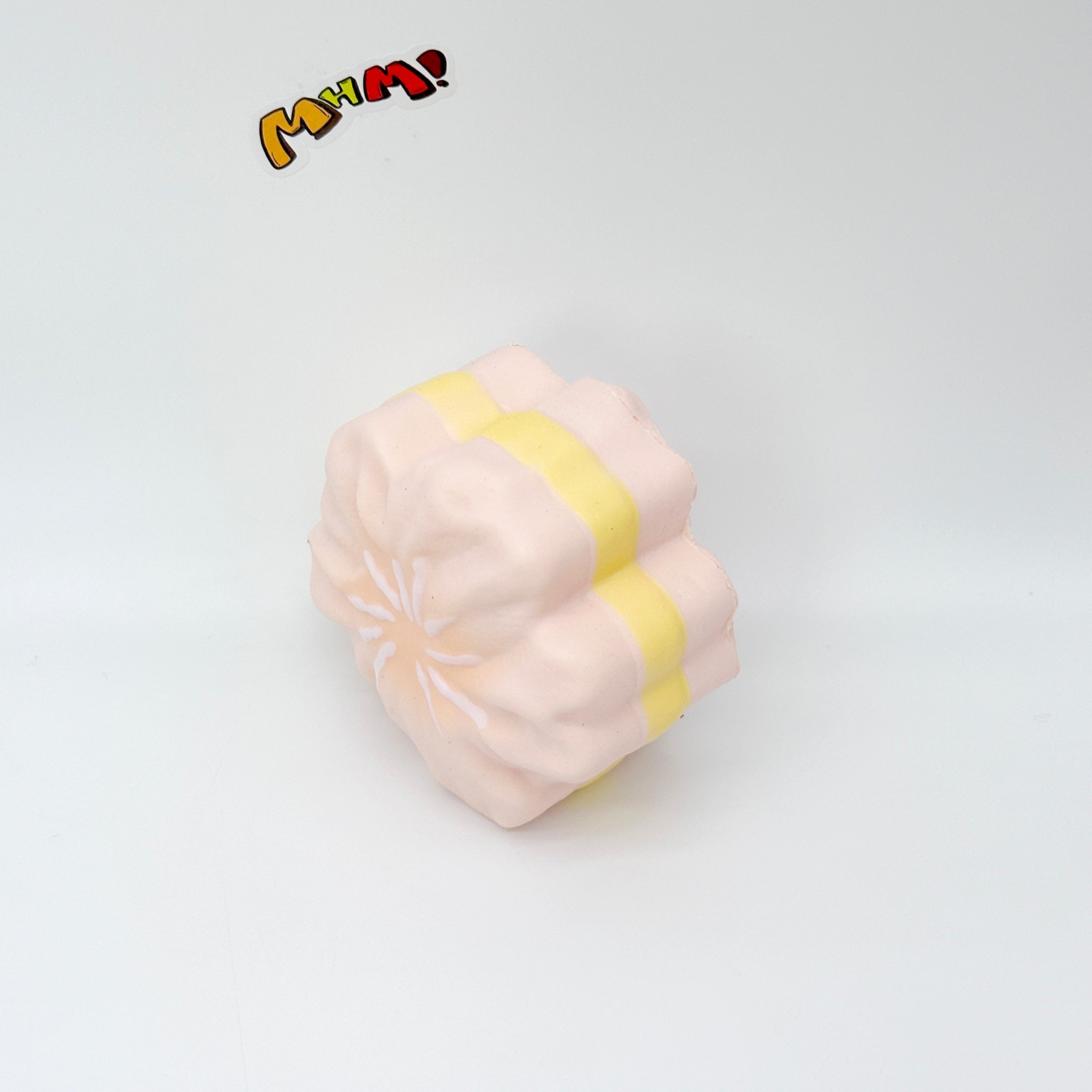 Slow Rise Cute Flower Pastry Squishy – Squeeze Away Stress