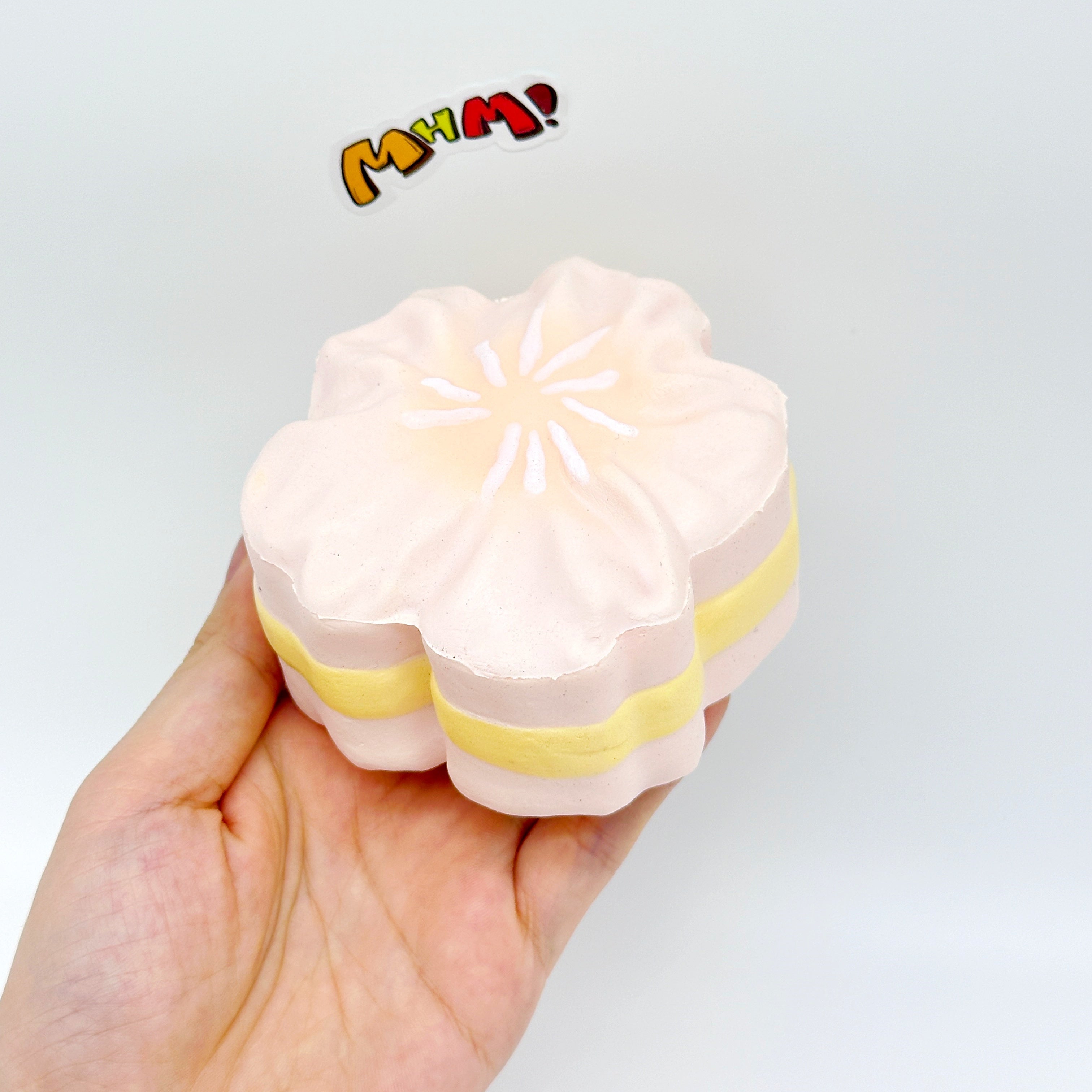 Slow Rise Cute Flower Pastry Squishy – Squeeze Away Stress