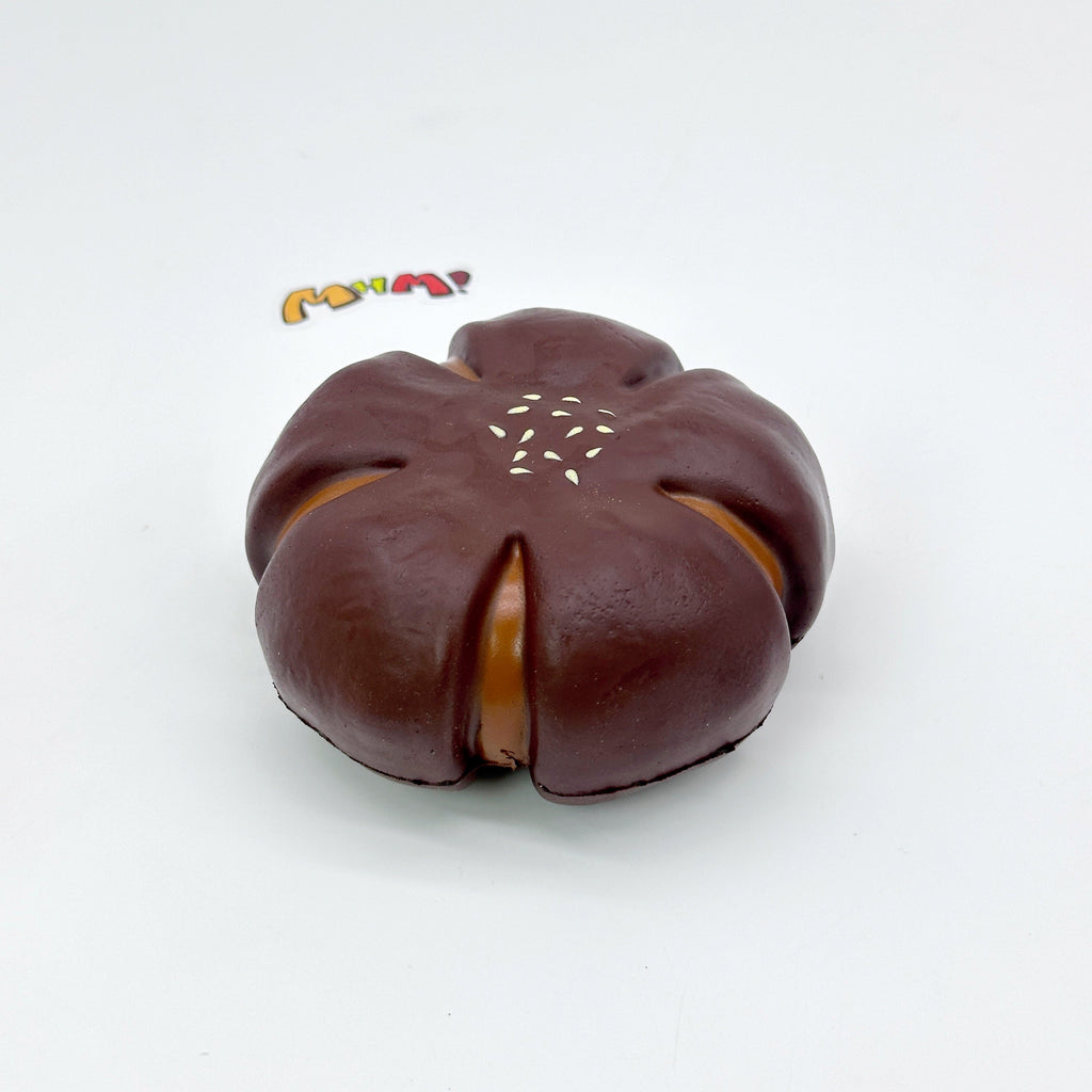 Cute Flower-Shaped Chestnut Pastry Stress Relief Squishy