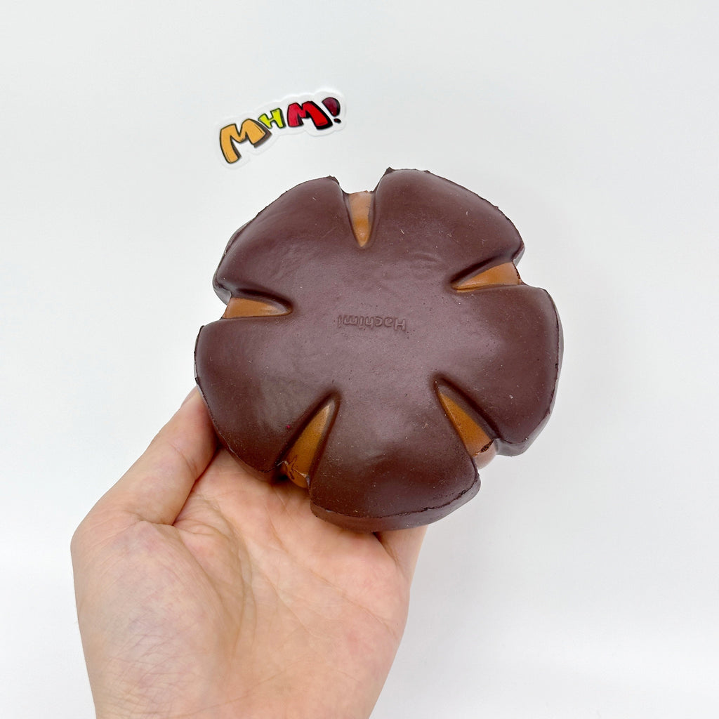 Cute Flower-Shaped Chestnut Pastry Stress Relief Squishy