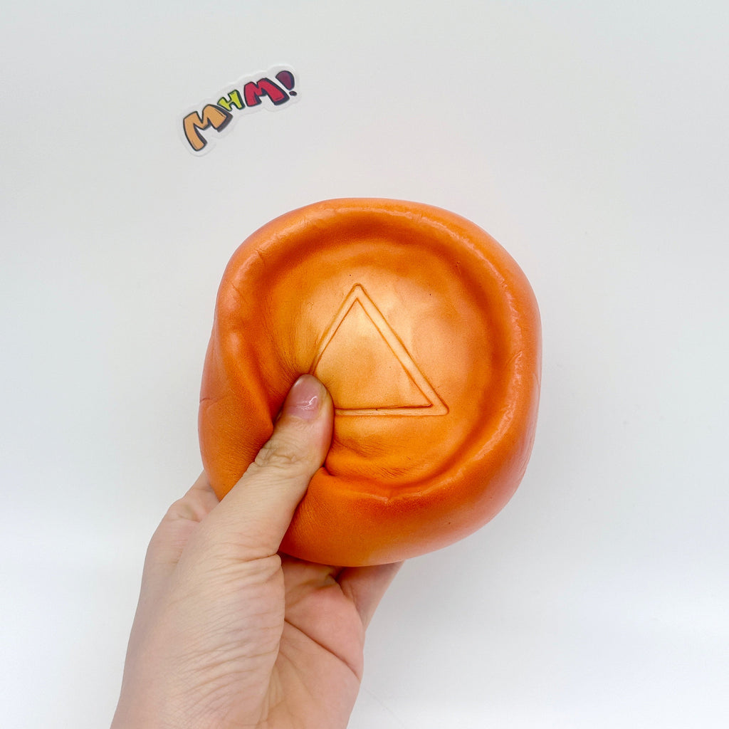 🍯 Caramel Dalgona Candy Squishy | Triangle Pattern Sugar Honeycomb Slow Rising Stress Relief Toy