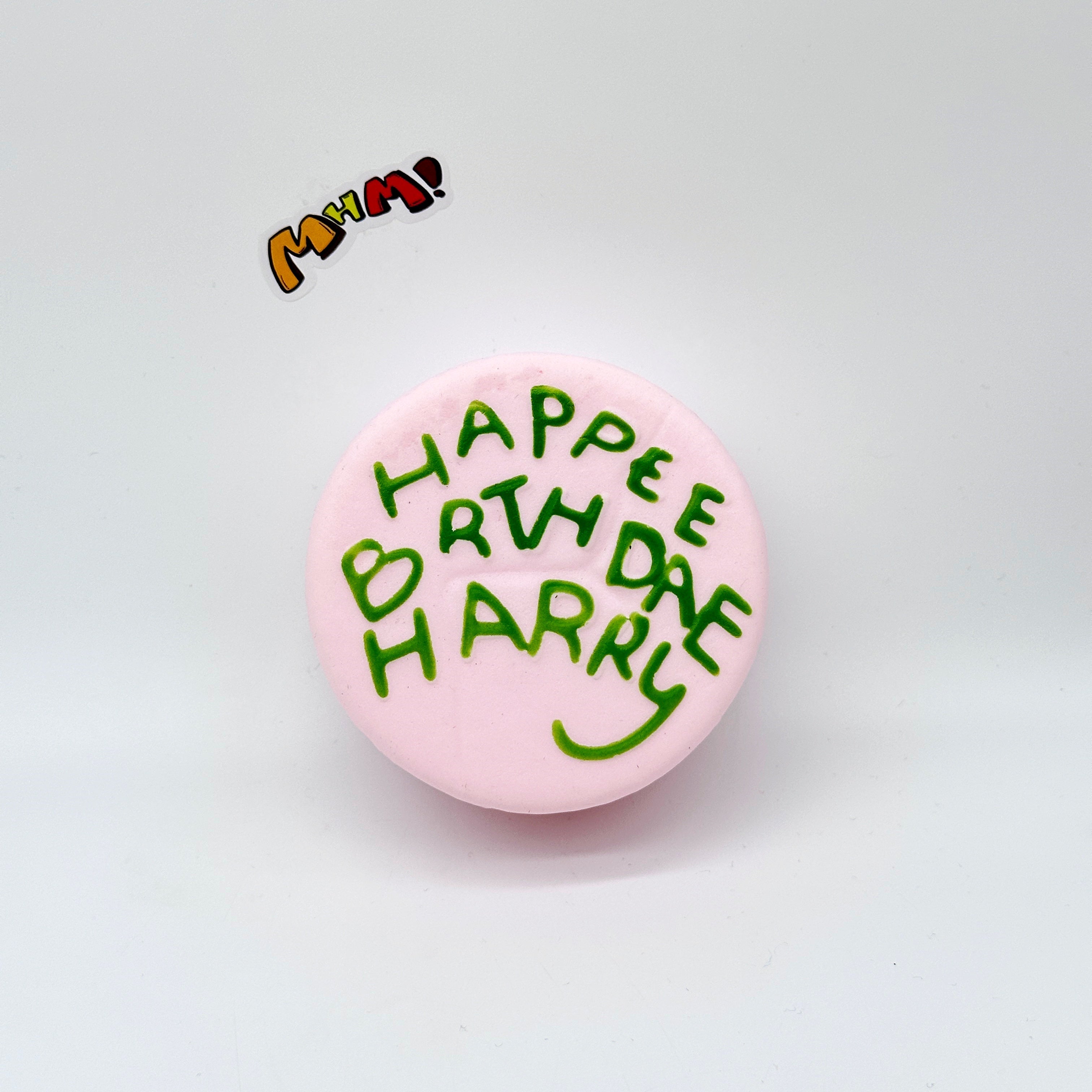 🎂 Happee Birthdae Harry Pink Cake Squishy | Birthday Themed Slow Rising Stress Relief Toy