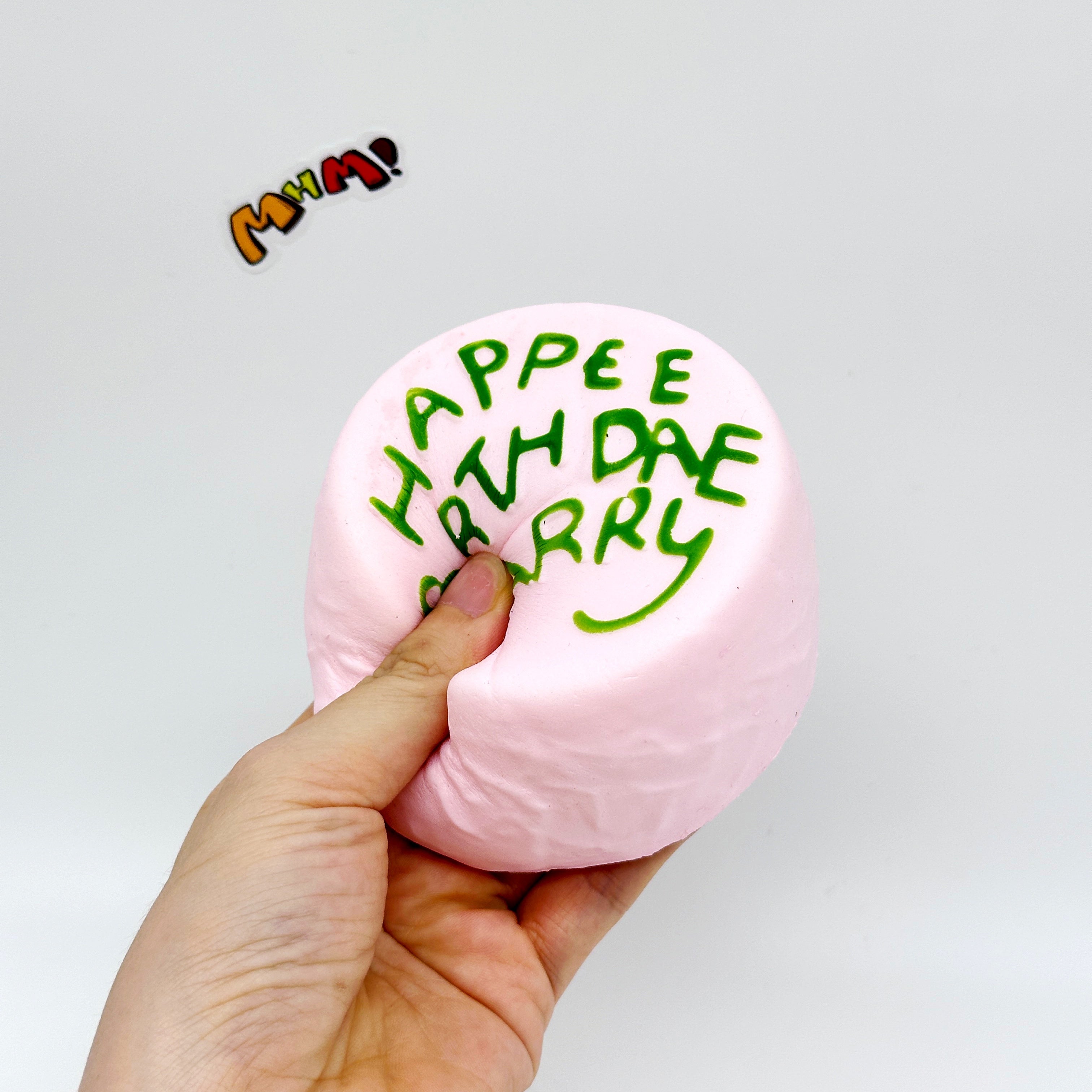 🎂 Happee Birthdae Harry Pink Cake Squishy | Birthday Themed Slow Rising Stress Relief Toy