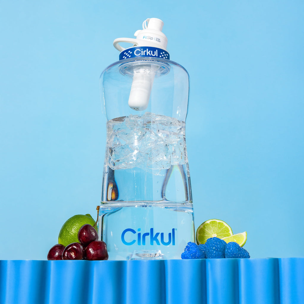 62oz Plastic Water Bottle with Blue Lid and Flavor Cartridge ( Star Blast)