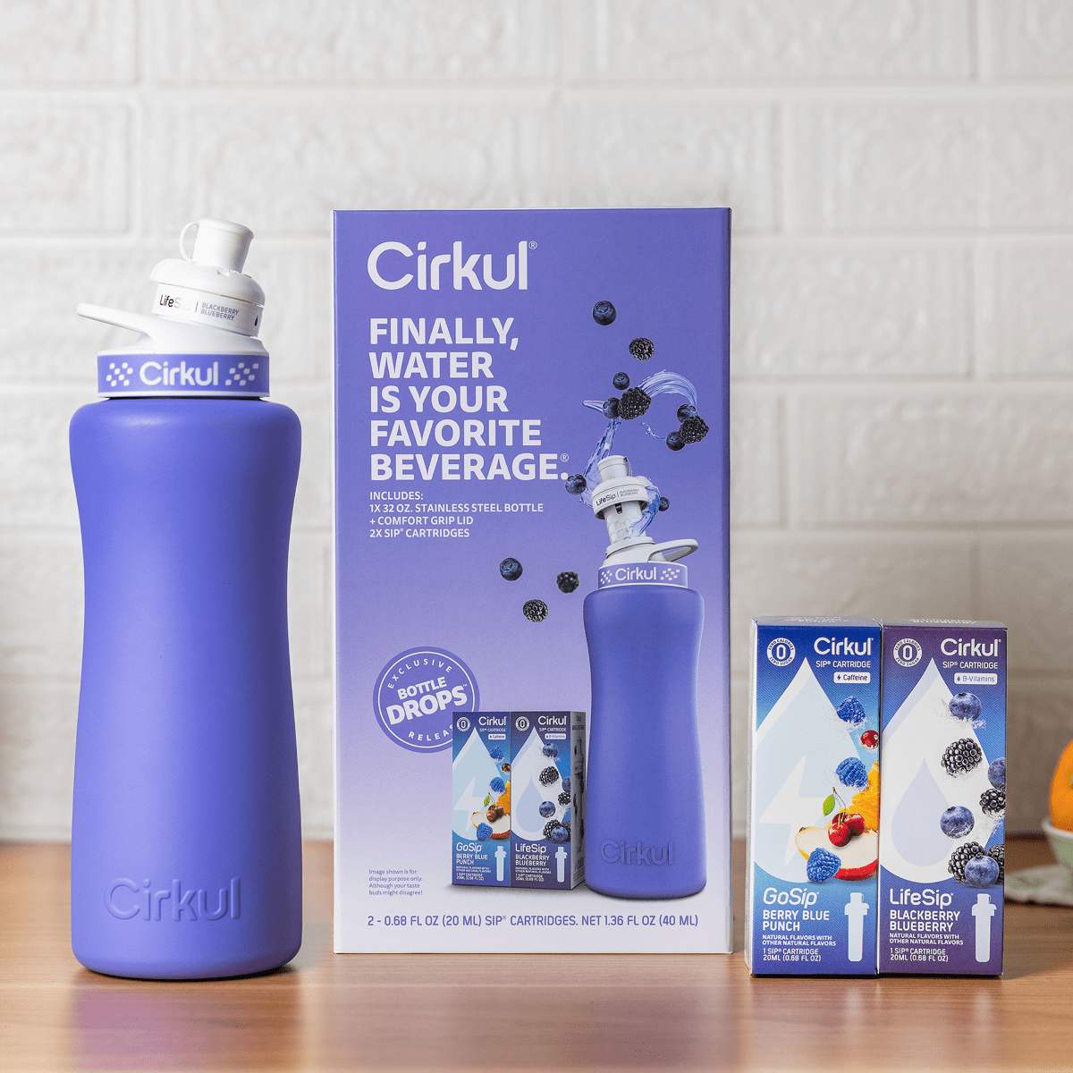 32oz Matte Black Stainless Steel Starter Kit with Matte Black  Lid 2.0 and 2 Flavor Cartridges (Blueberry Grape &amp; Kiwi Berry)