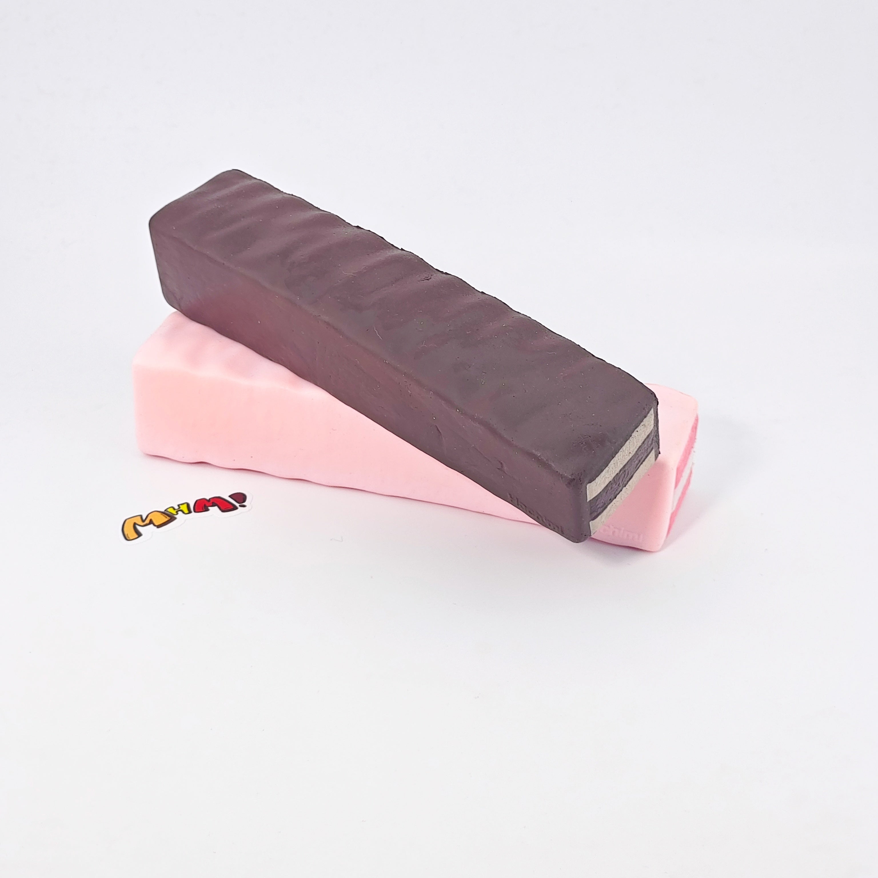 🍓 Strawberry & Raw Chocolate Wafer Biscuit Squishy 2-Pack Set | Snack Themed Slow Rising Stress Relief Toy